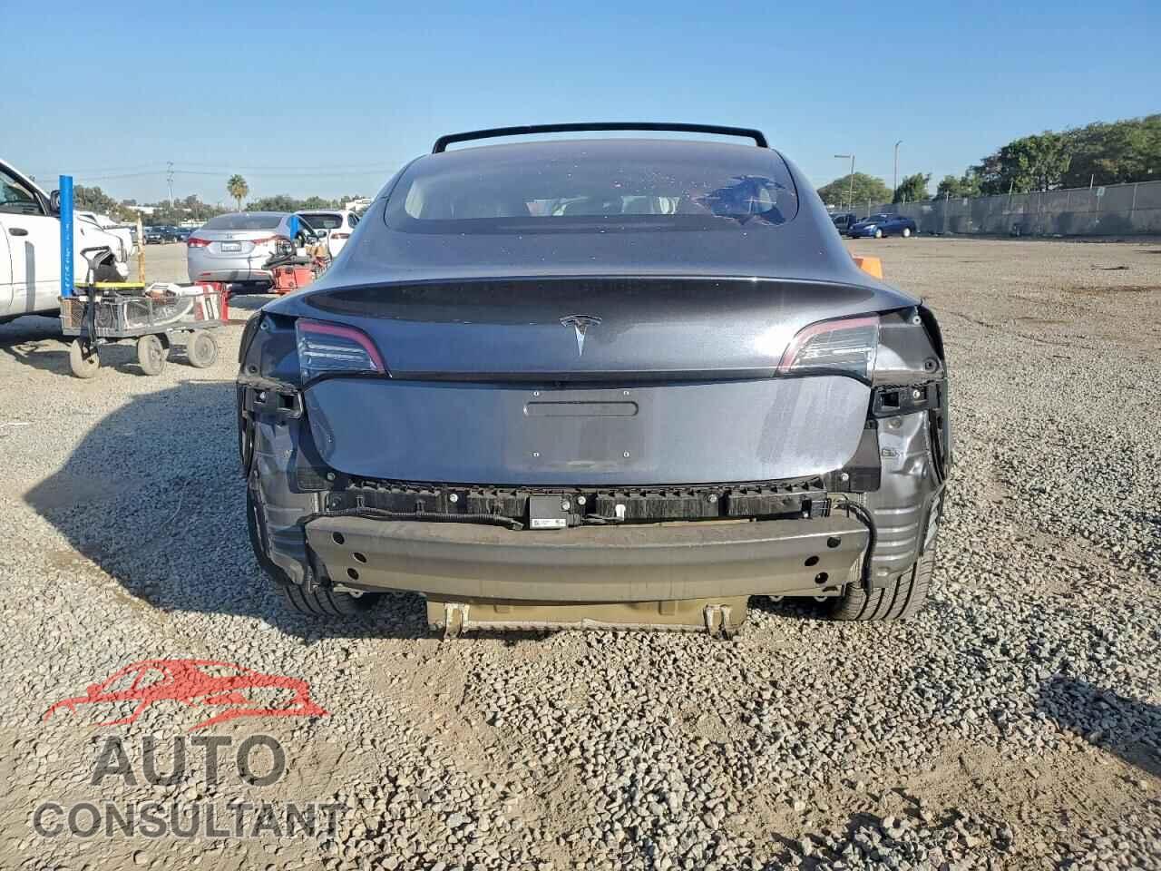TESLA MODEL 3 2018 - 5YJ3E1EA8JF162984