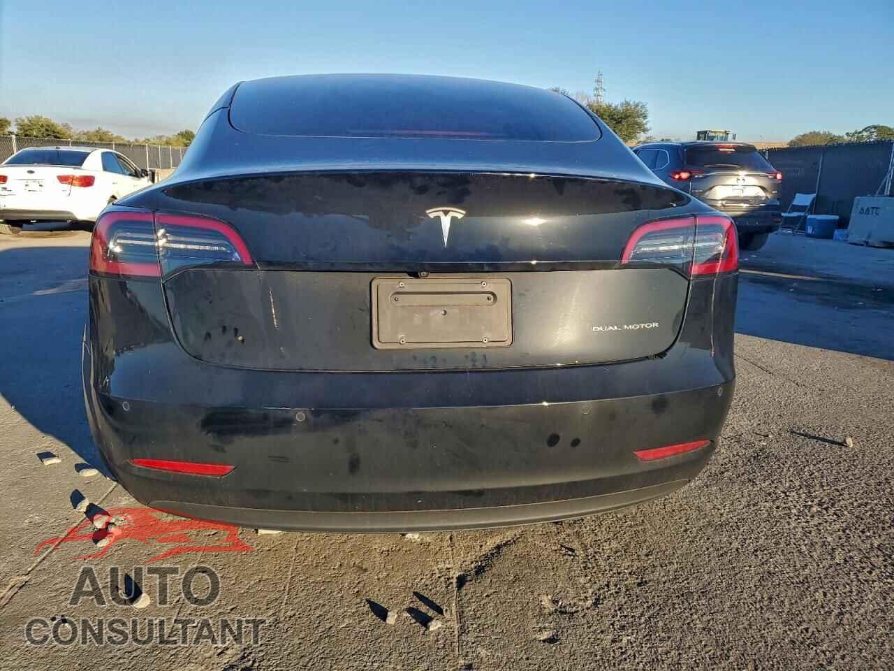 TESLA MODEL 3 2021 - 5YJ3E1EBXMF902631