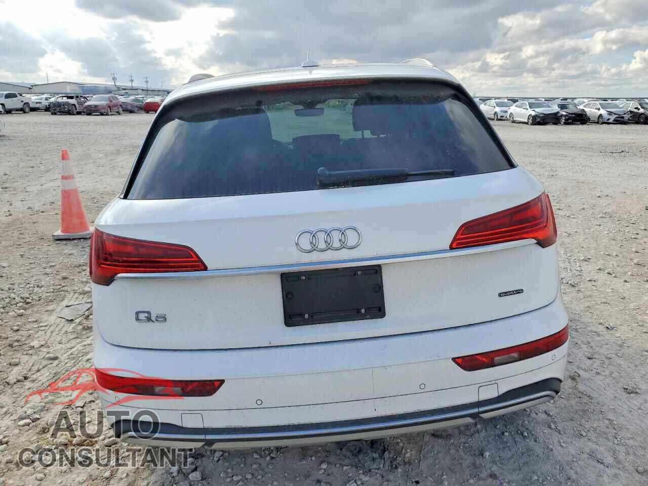 AUDI Q5 2021 - WA1CAAFY6M2008153