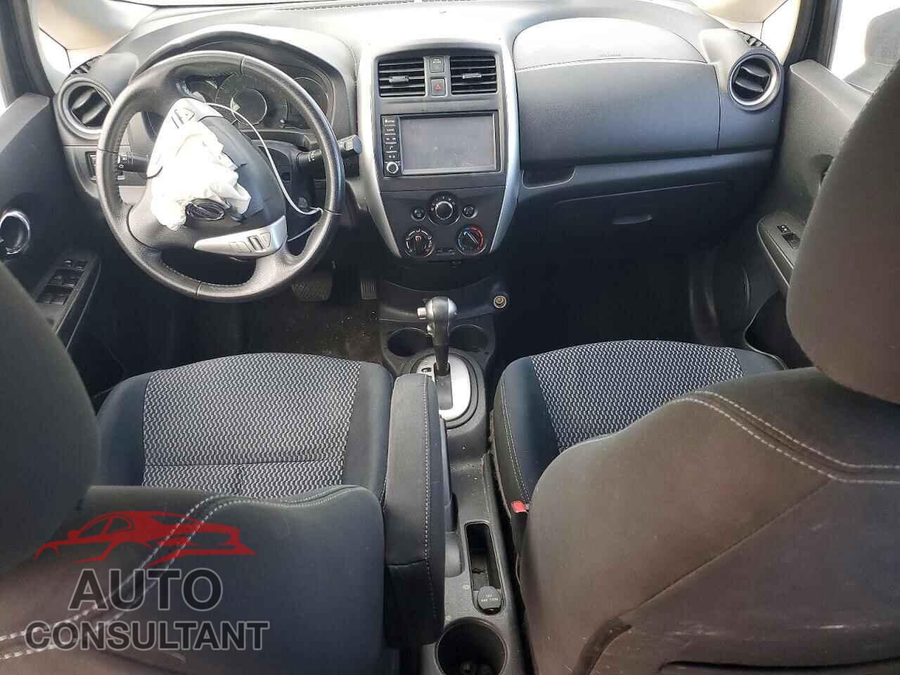 NISSAN VERSA 2019 - 3N1CE2CP3KL355031