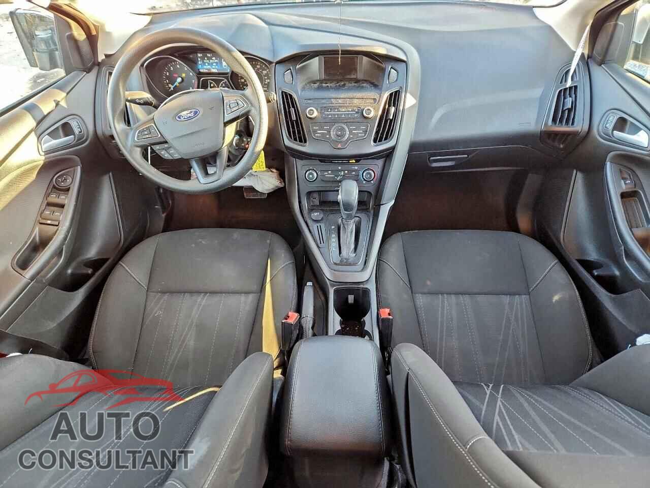 FORD FOCUS 2018 - 1FADP3K22JL286047