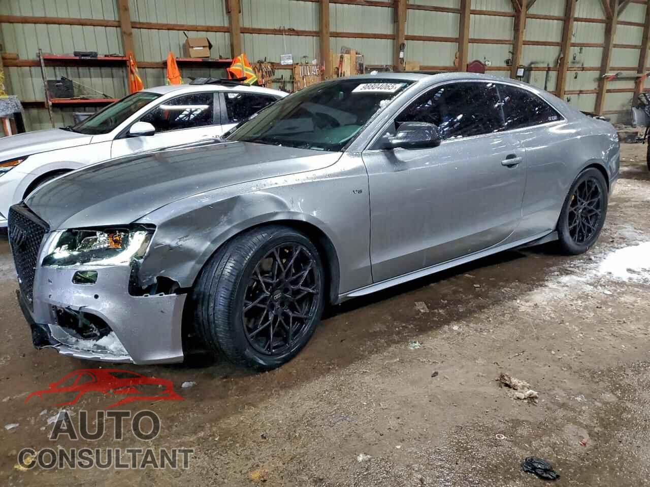 AUDI S5/RS5 2010 - WAUCVBFR8AA010090