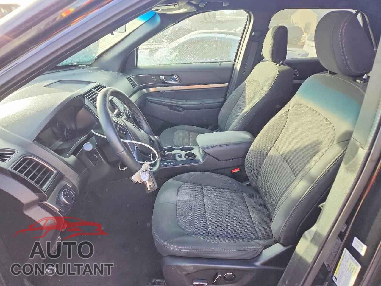 FORD EXPLORER 2018 - 1FM5K7D84JGB55017