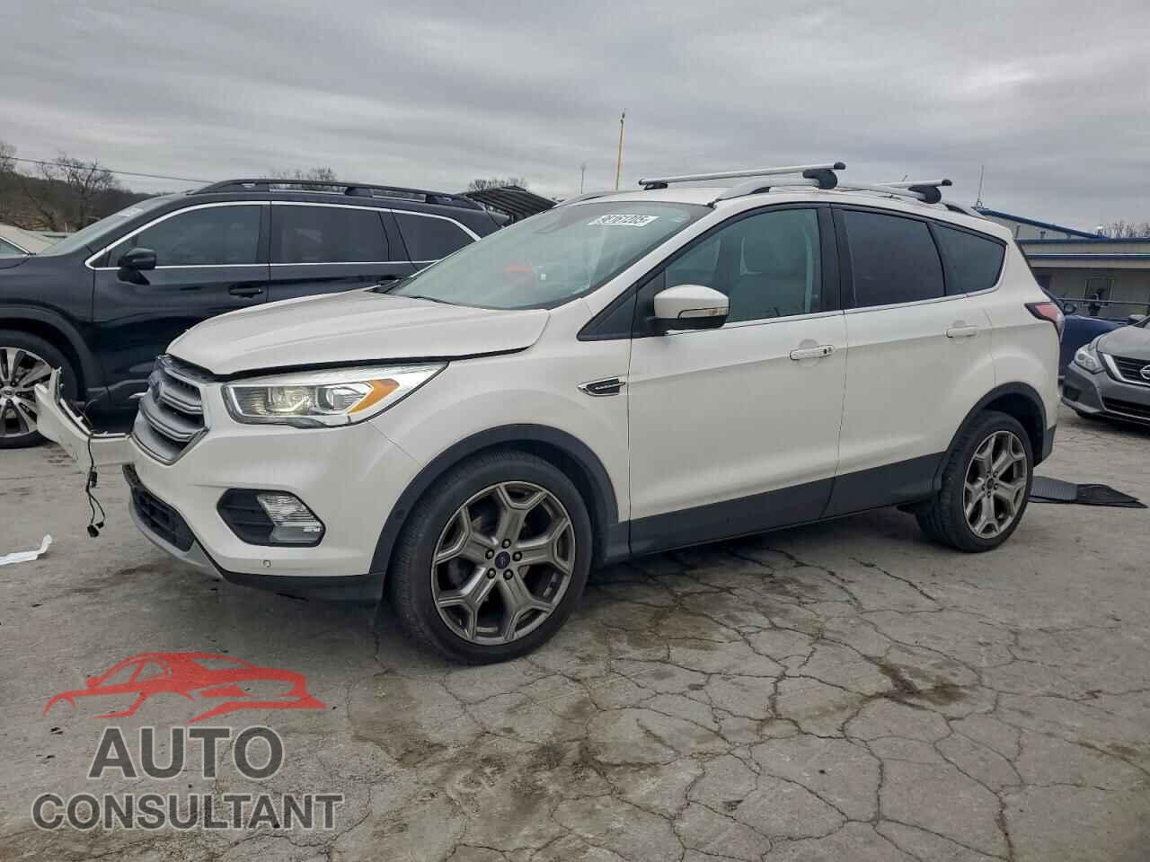 FORD ESCAPE 2017 - 1FMCU0JD1HUD39272