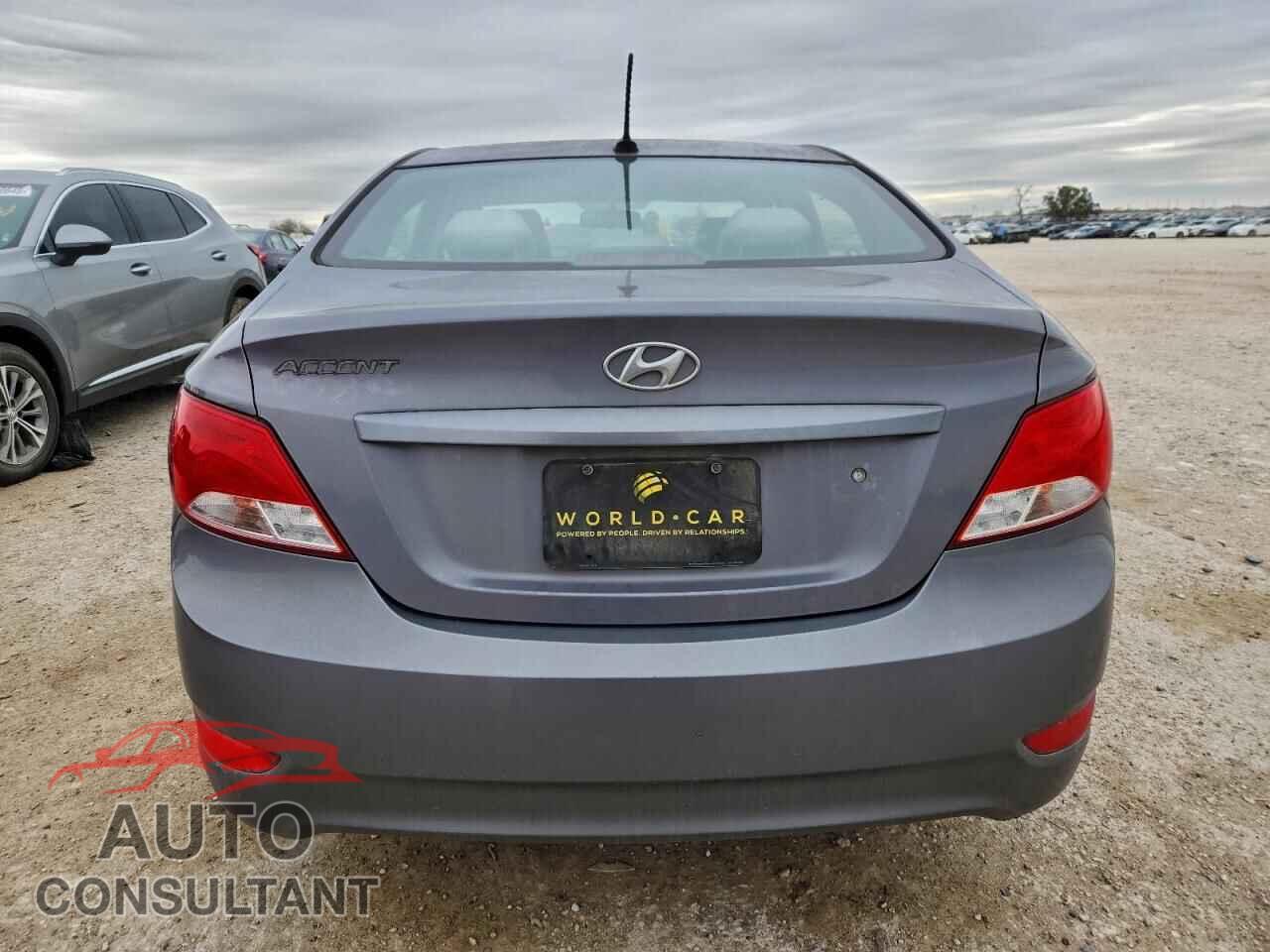 HYUNDAI ACCENT 2017 - KMHCT4AE8HU281132
