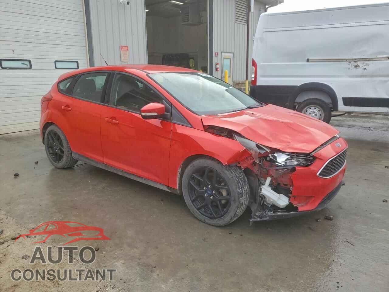 FORD FOCUS 2016 - 1FADP3K22GL239402