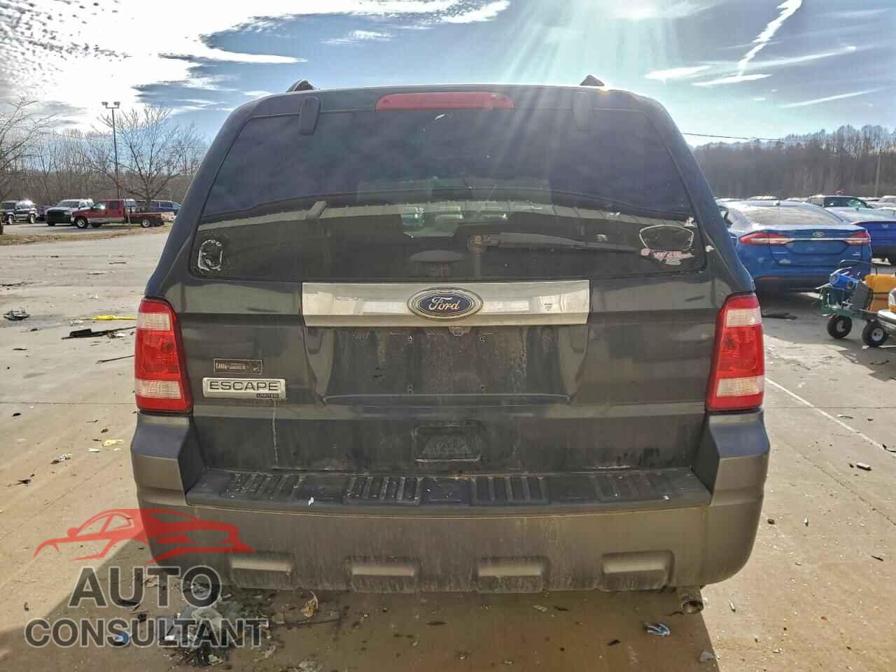 FORD ESCAPE 2011 - 1FMCU9DG5BKA67127
