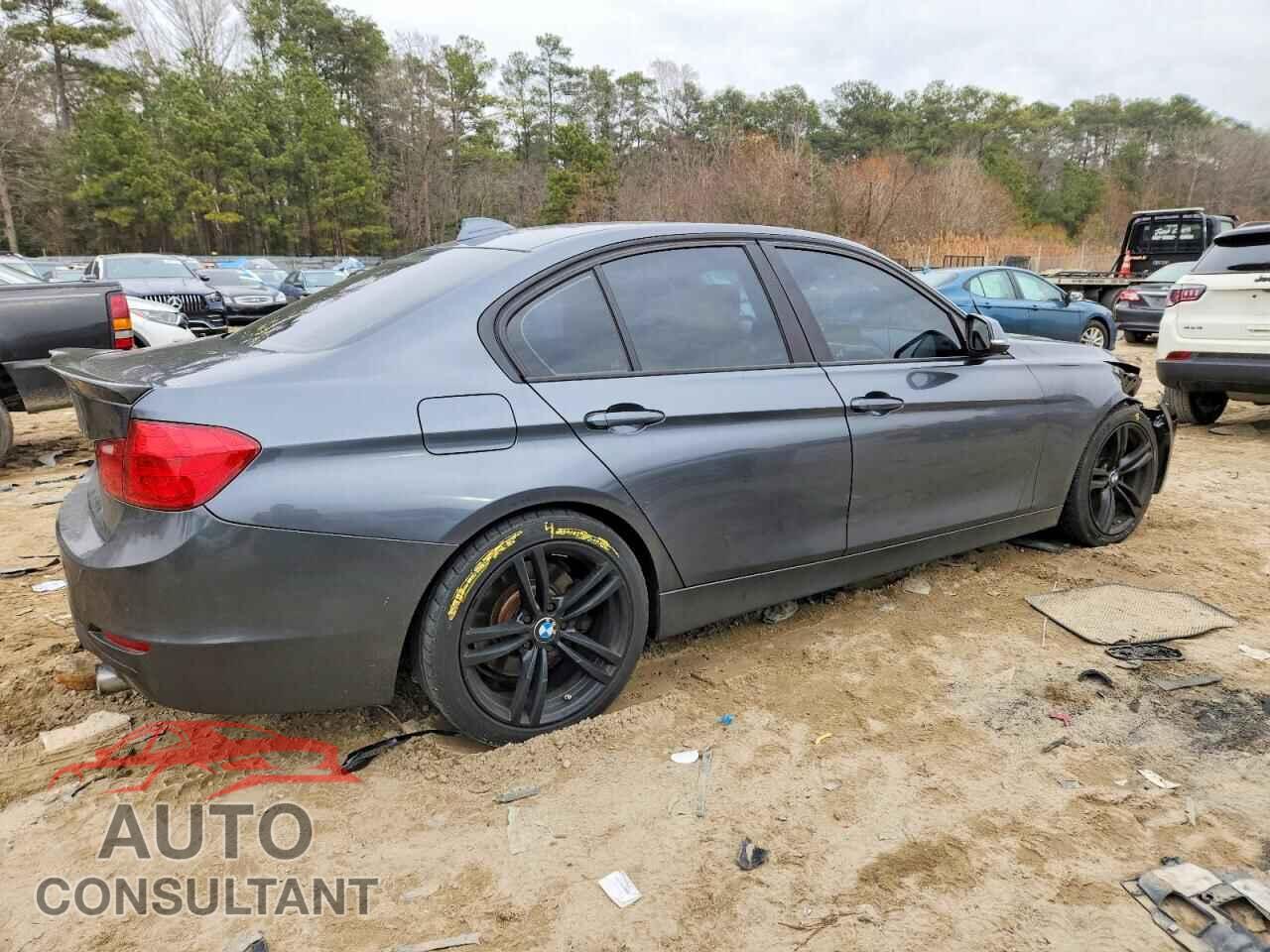 BMW 3 SERIES 2013 - WBA3A9C56DF476341