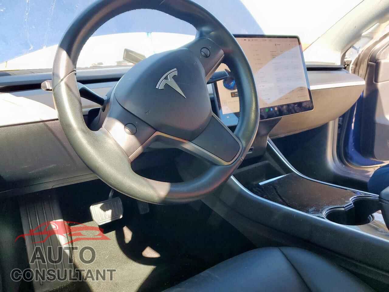 TESLA MODEL 3 2018 - 5YJ3E1EA0JF160596