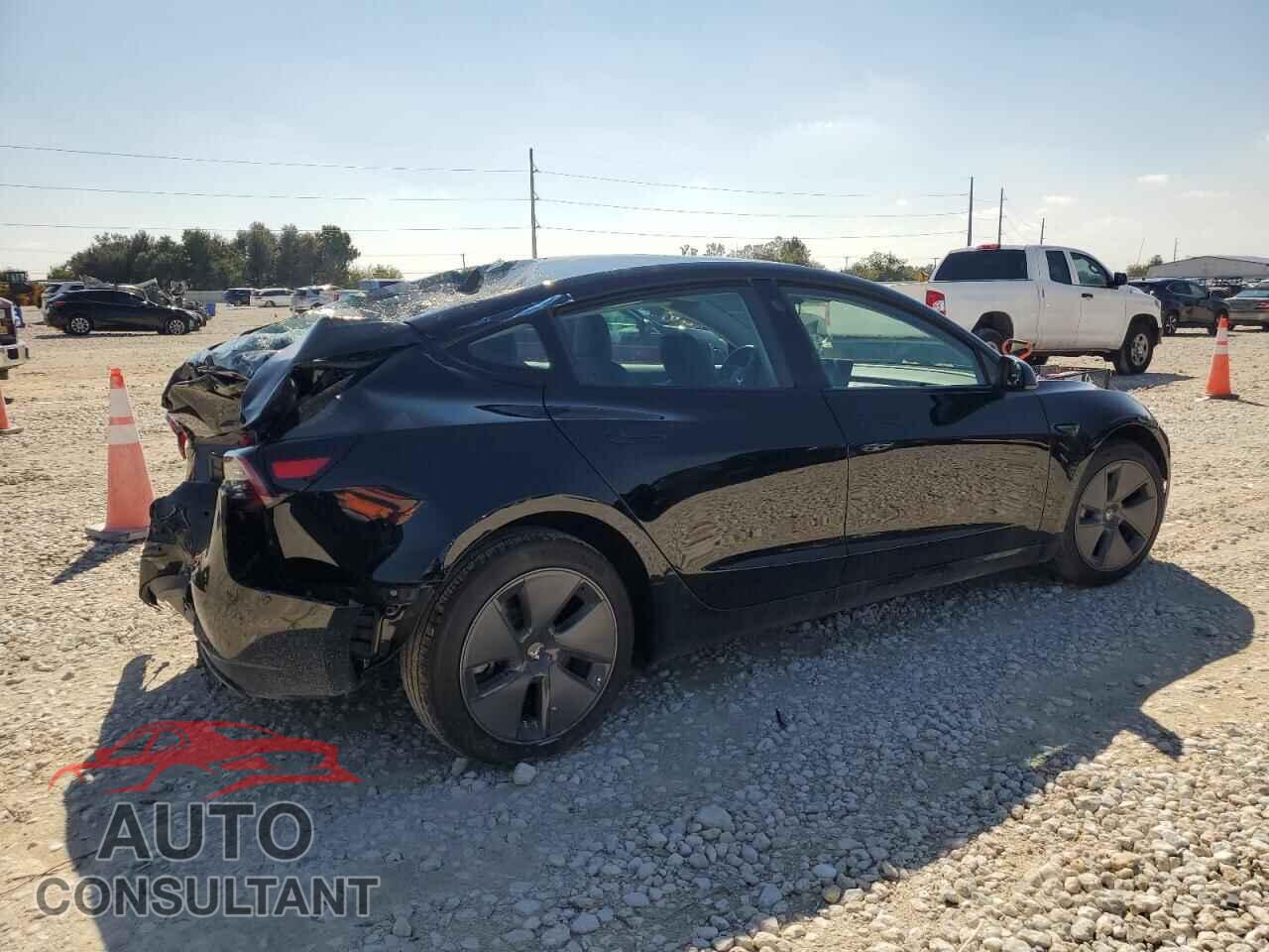 TESLA MODEL 3 2022 - 5YJ3E1EA9NF345364