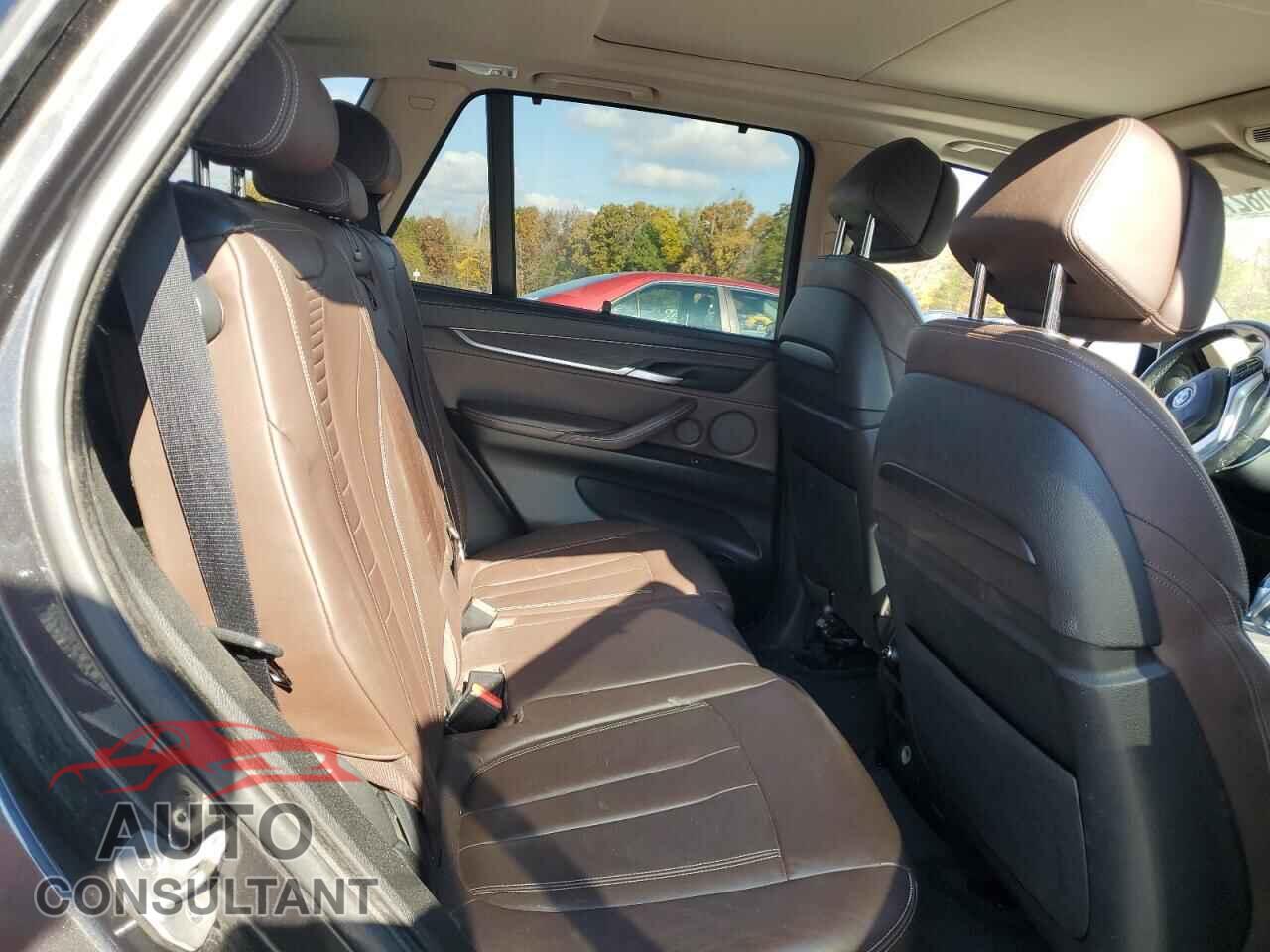 BMW X5 2015 - 5UXKS4C52F0N05711