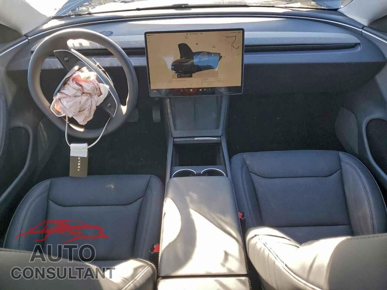 TESLA MODEL 3 2025 - 5YJ3E1EA0SF936307