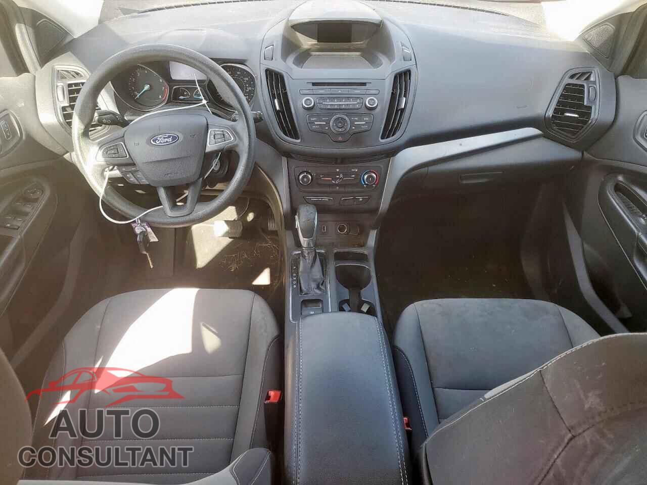 FORD ESCAPE 2017 - 1FMCU0F77HUE85534