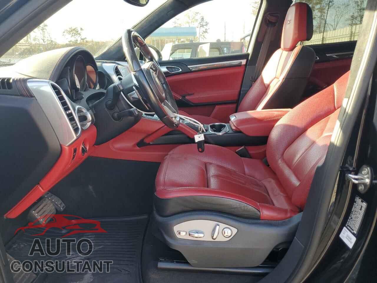PORSCHE CAYENNE 2018 - WP1AD2A29JLA81146