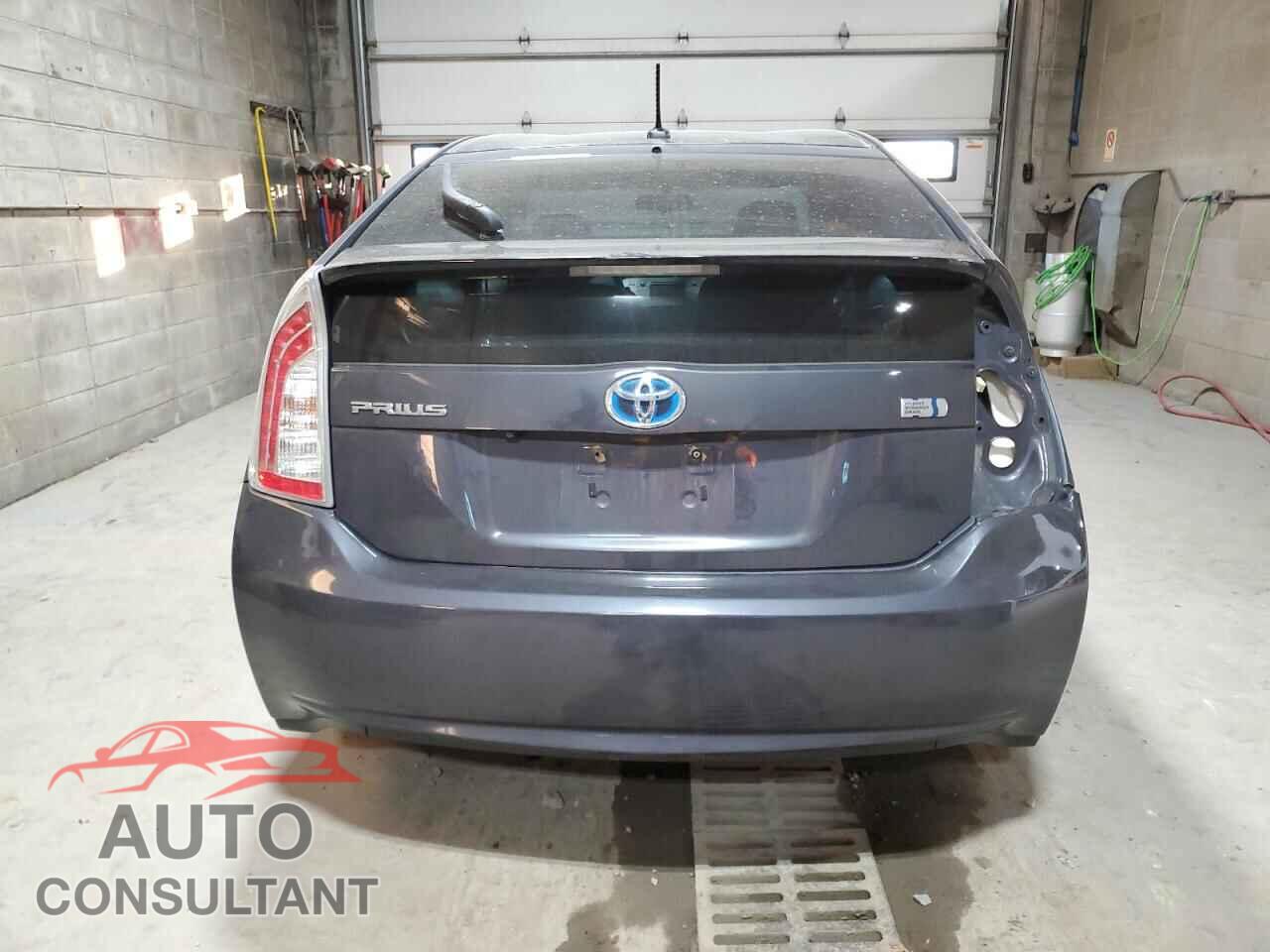 TOYOTA PRIUS 2014 - JTDKN3DU5E0381733