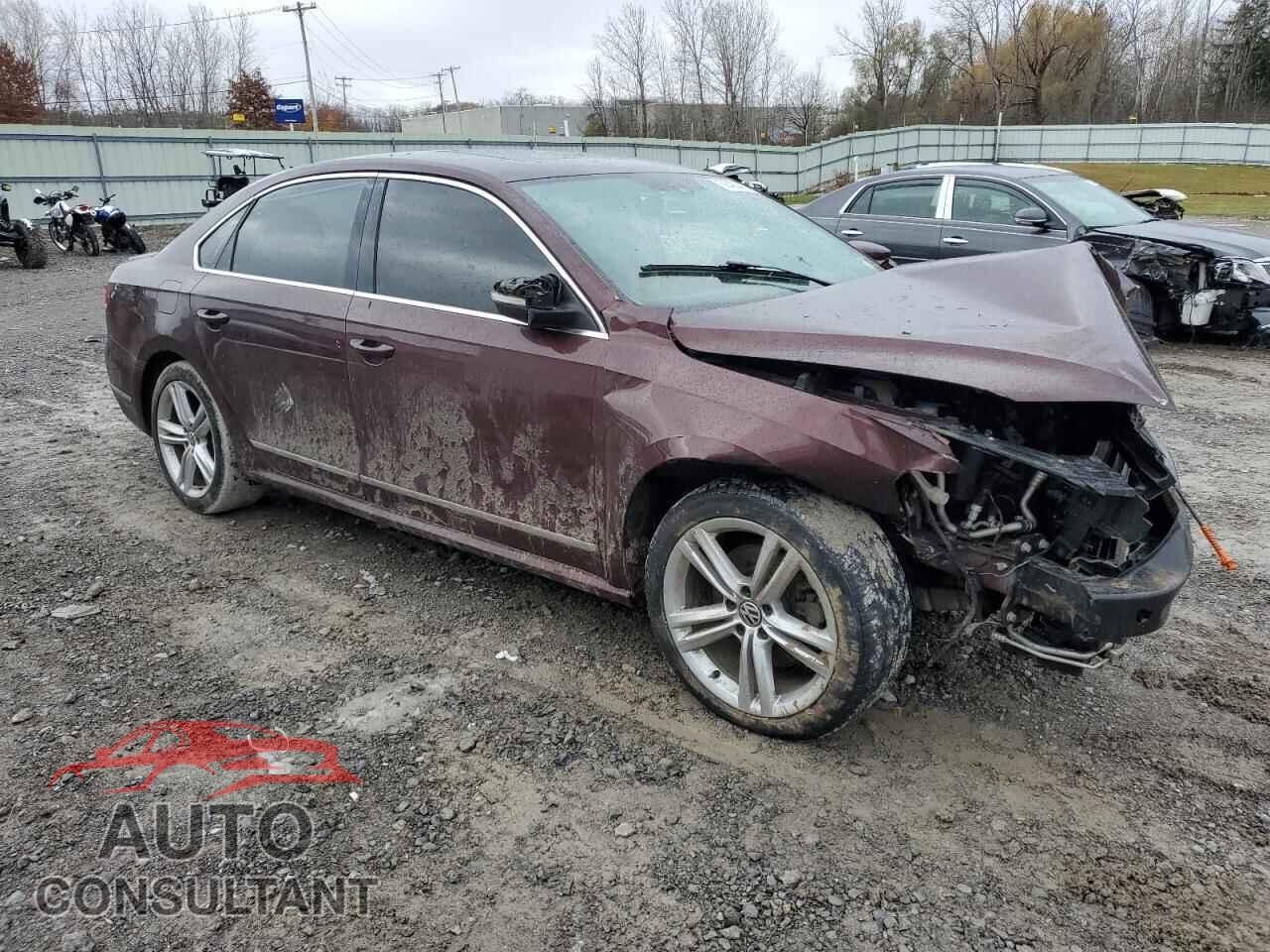 VOLKSWAGEN PASSAT 2013 - 1VWCN7A37DC021476