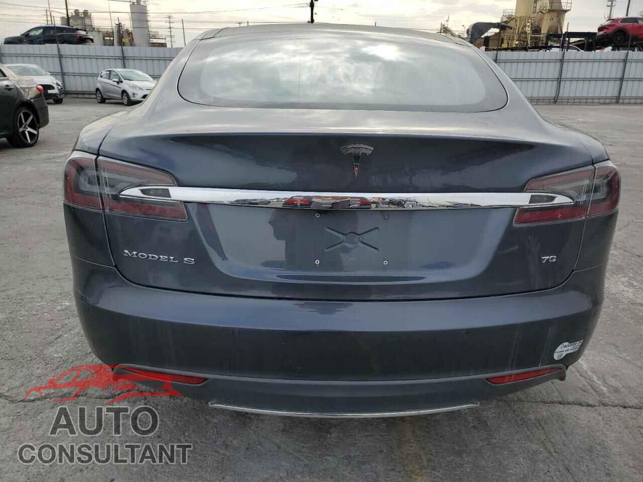 TESLA MODEL S 2022 - 5YJSA1E13GF131562