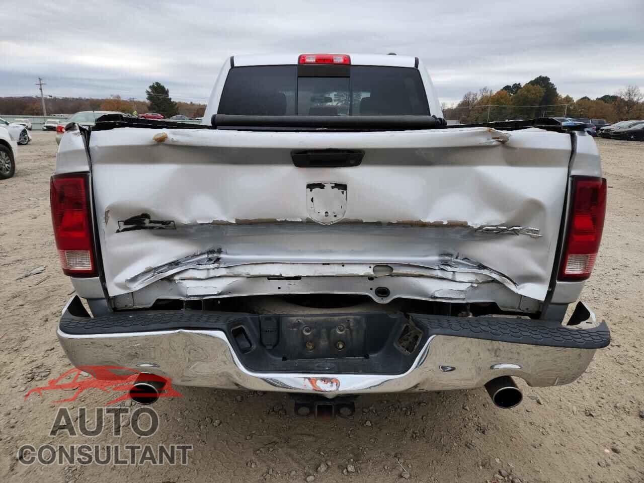 DODGE RAM 1500 2012 - 1C6RD7LT7CS312486