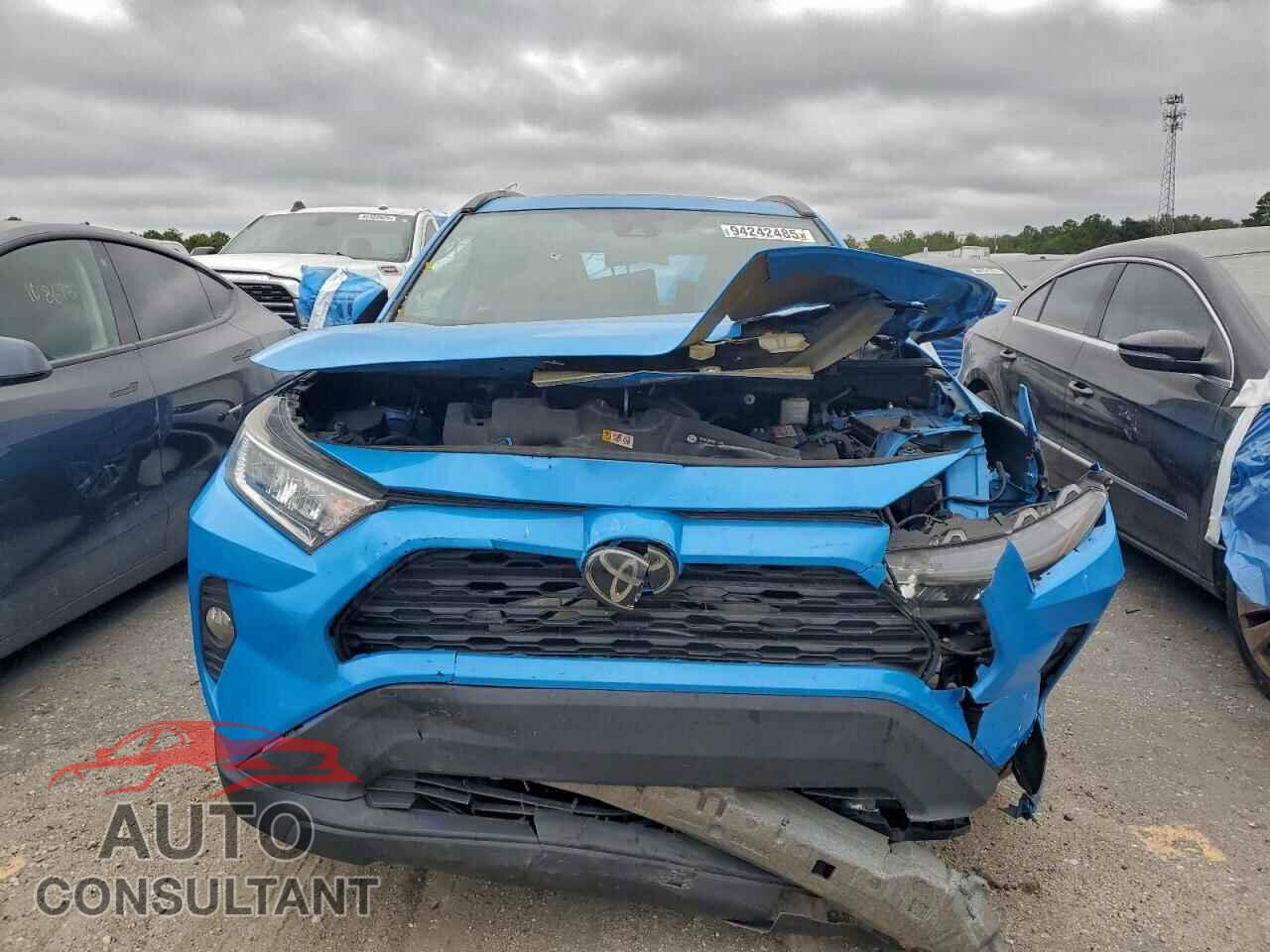 TOYOTA RAV4 2019 - 2T3C1RFV0KC011663