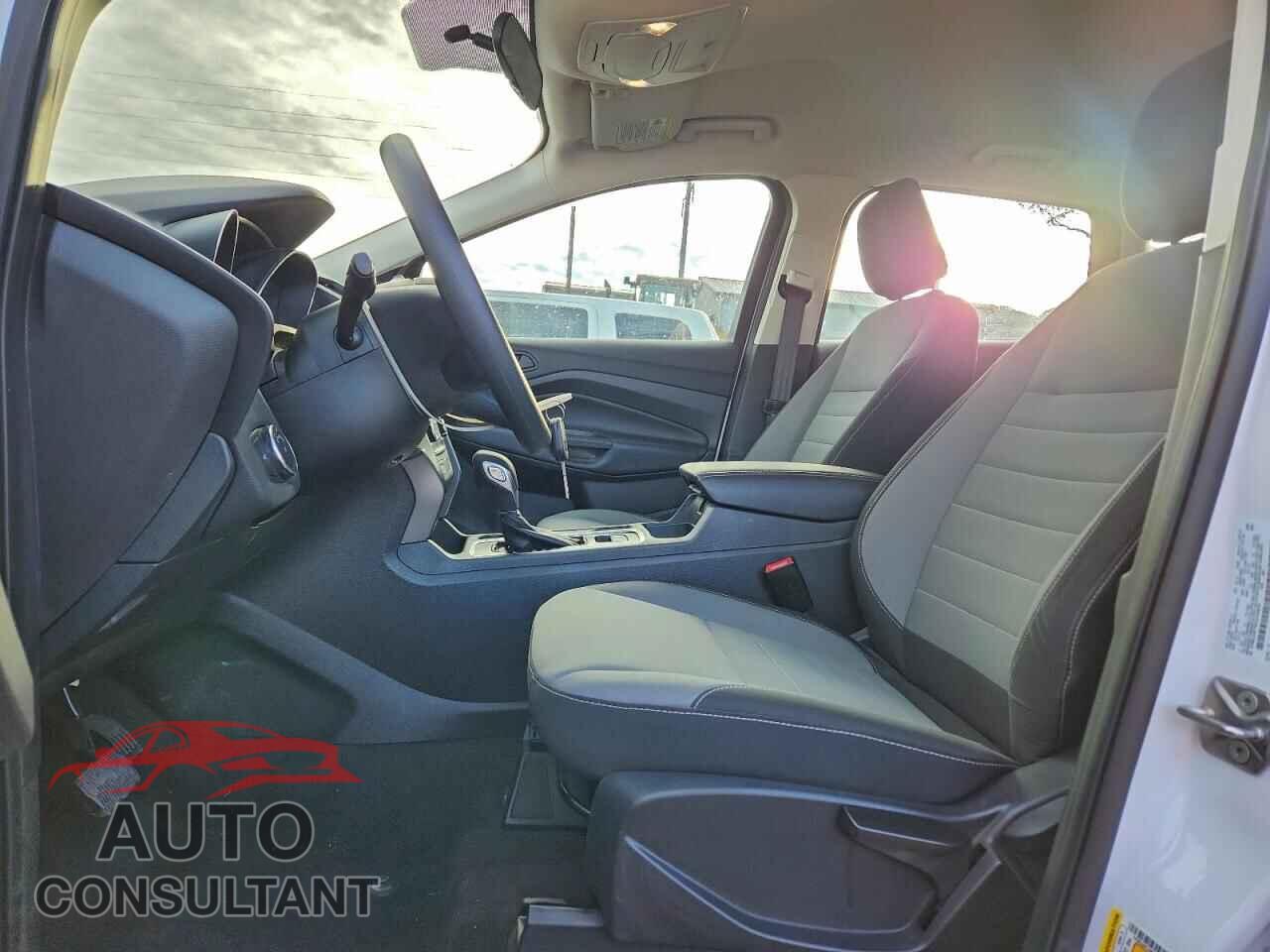 FORD ESCAPE 2019 - 1FMCU0F79KUC54030