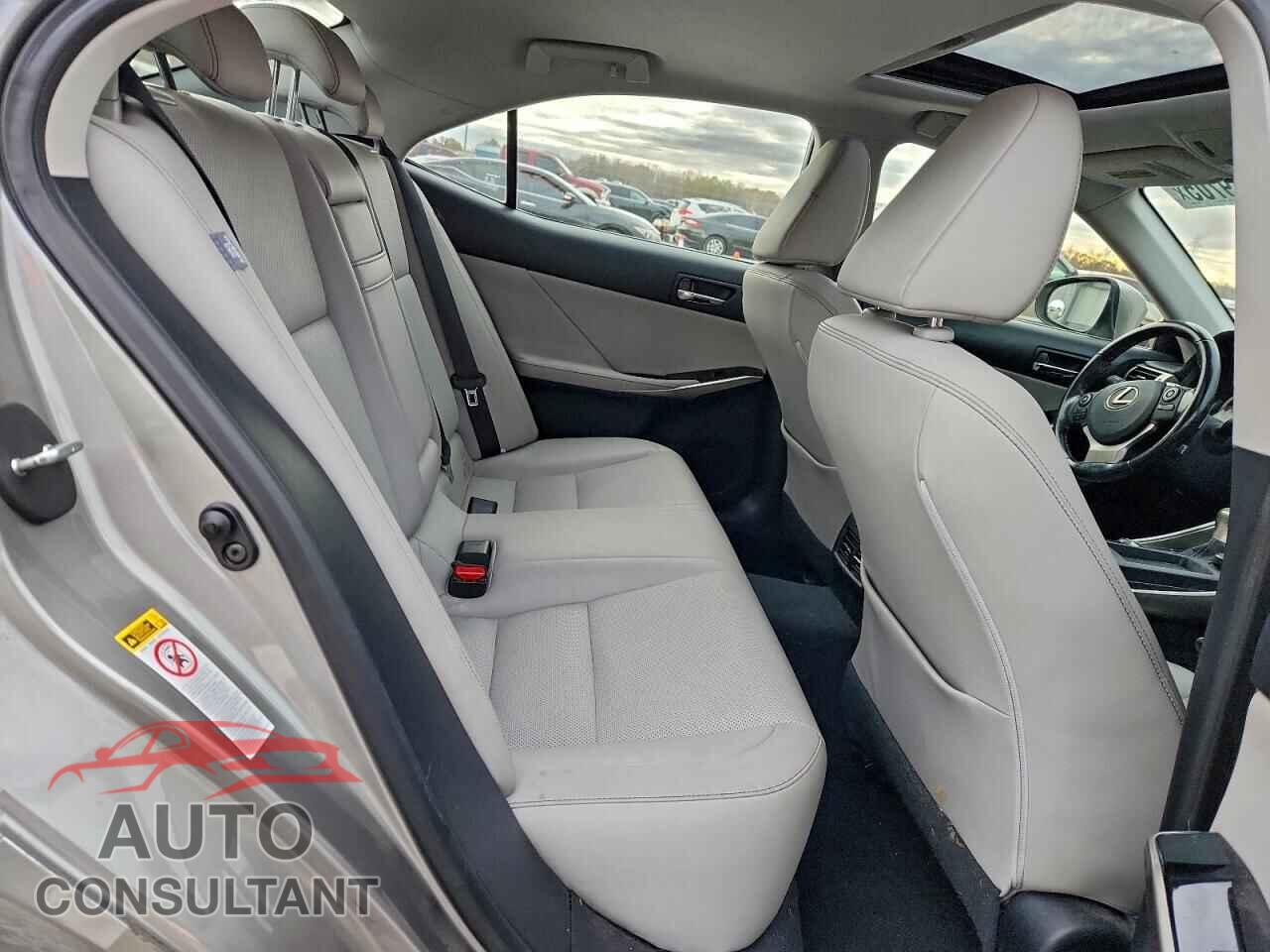 LEXUS IS 2015 - JTHBF1D28F5080120