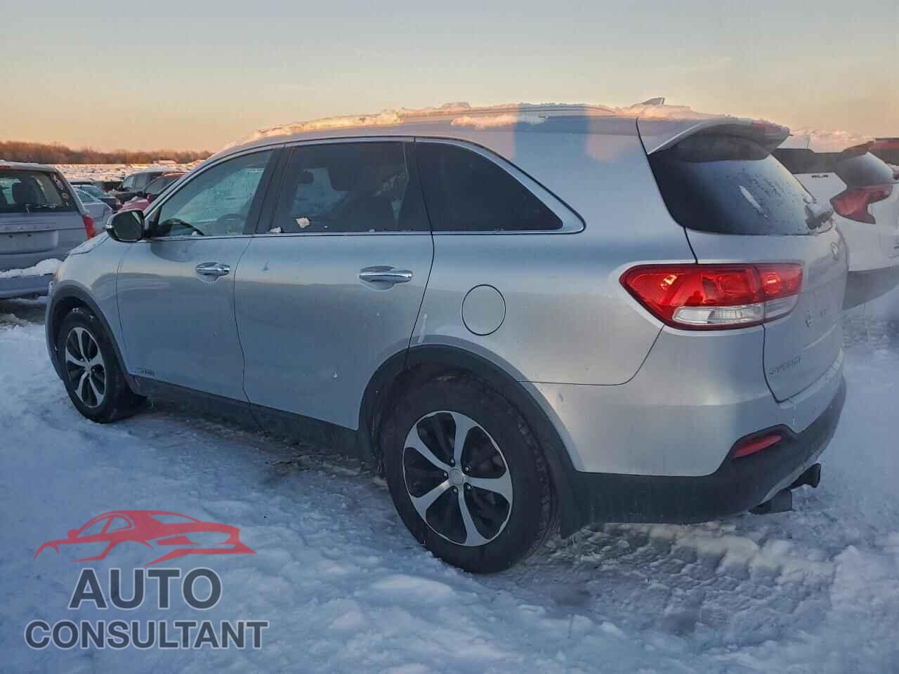 KIA SORENTO 2016 - 5XYPHDA50GG105005