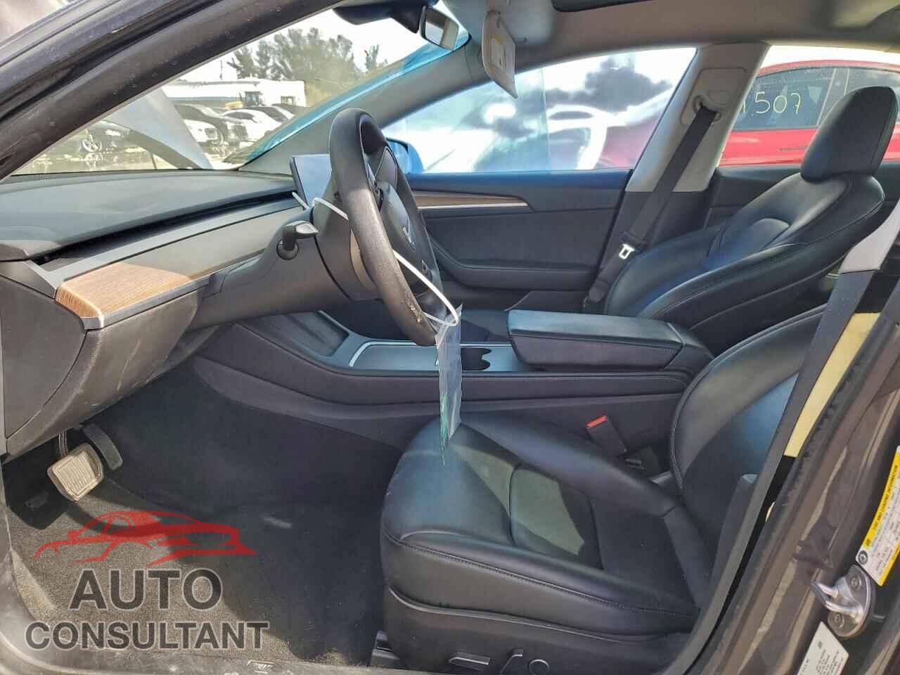TESLA MODEL 3 2021 - 5YJ3E1EA9MF016923