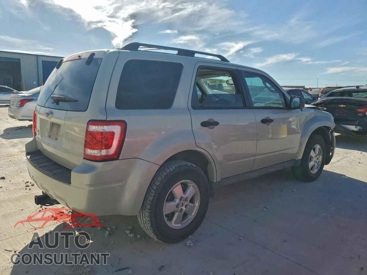 FORD ESCAPE 2009 - 1FMCU03GX9KC03680