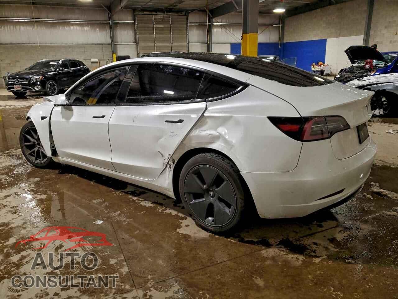 TESLA MODEL 3 2023 - 5YJ3E1EAXPF558200