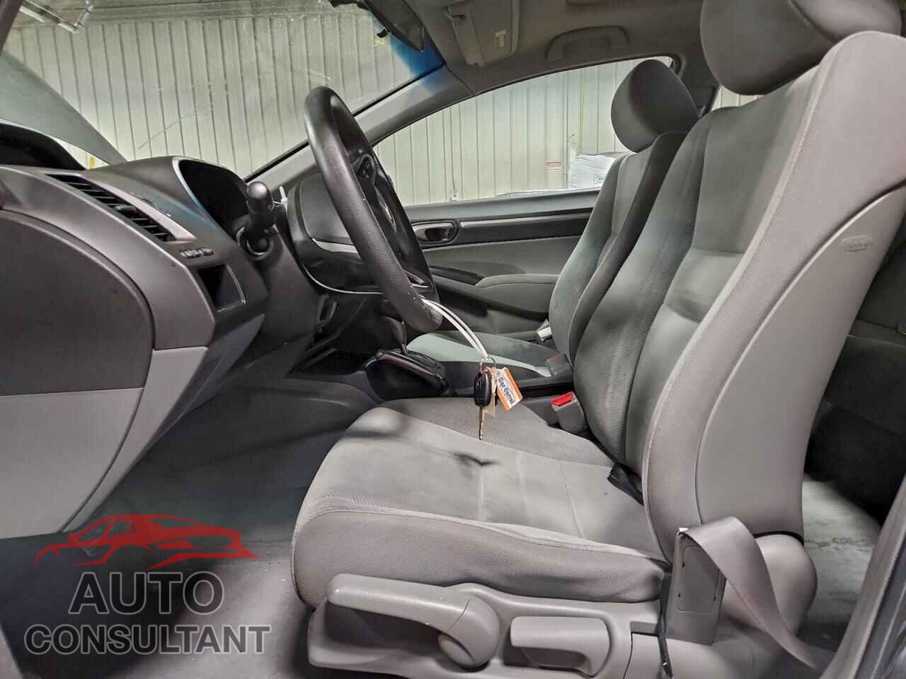 HONDA CIVIC 2010 - 19XFA1F8XAE024938