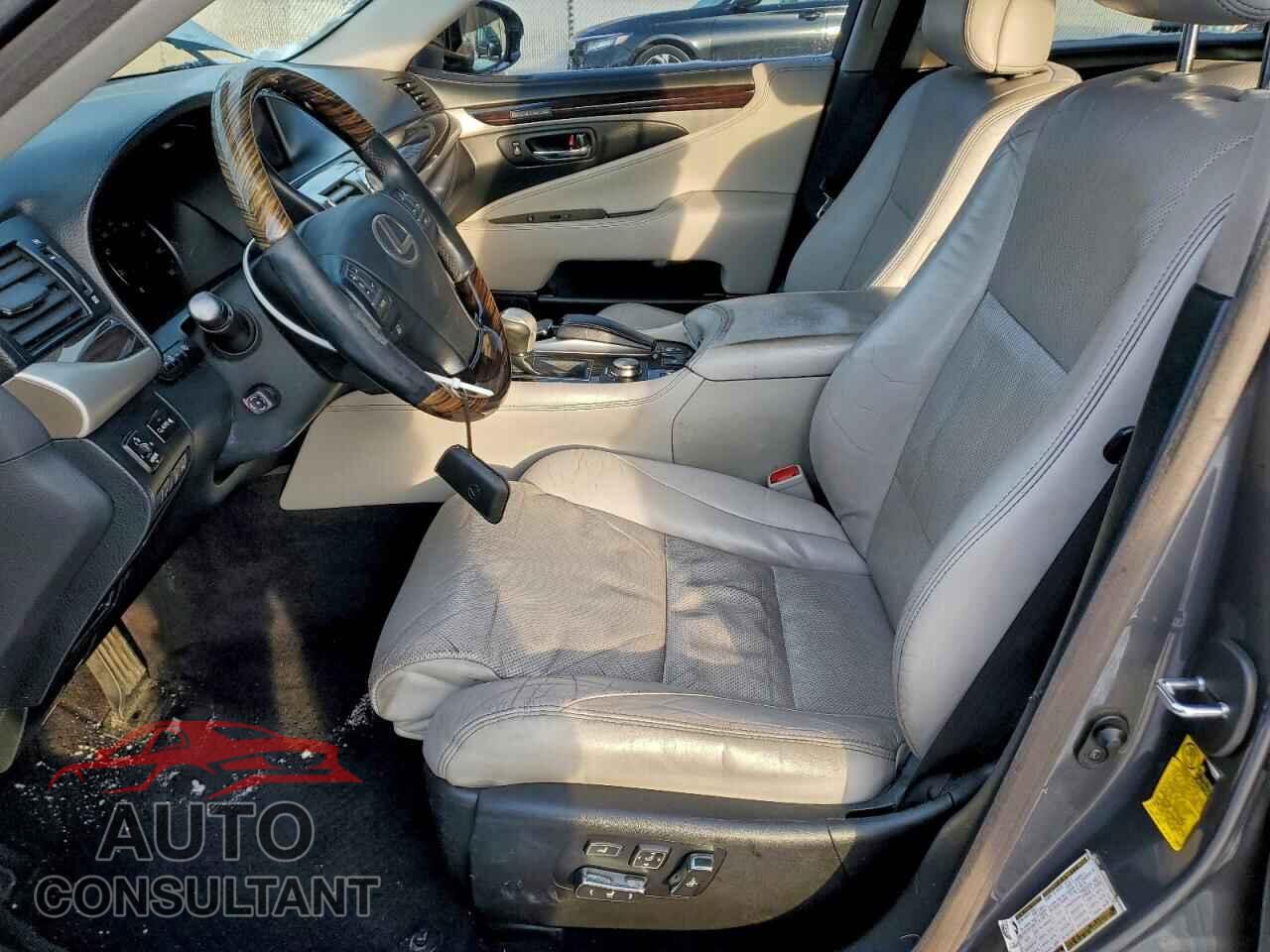 LEXUS LS460 2014 - JTHCL5EF2E5022170