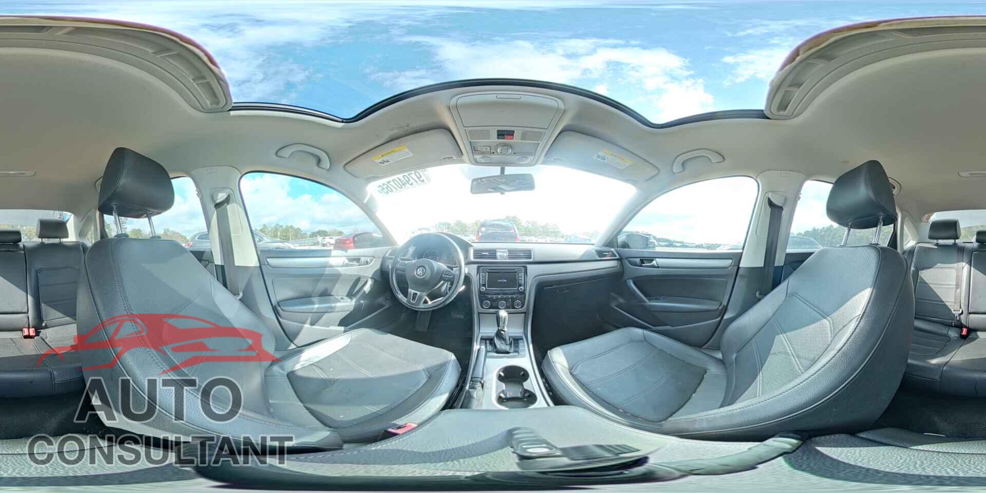 VOLKSWAGEN PASSAT 2015 - 1VWBV7A36FC032256