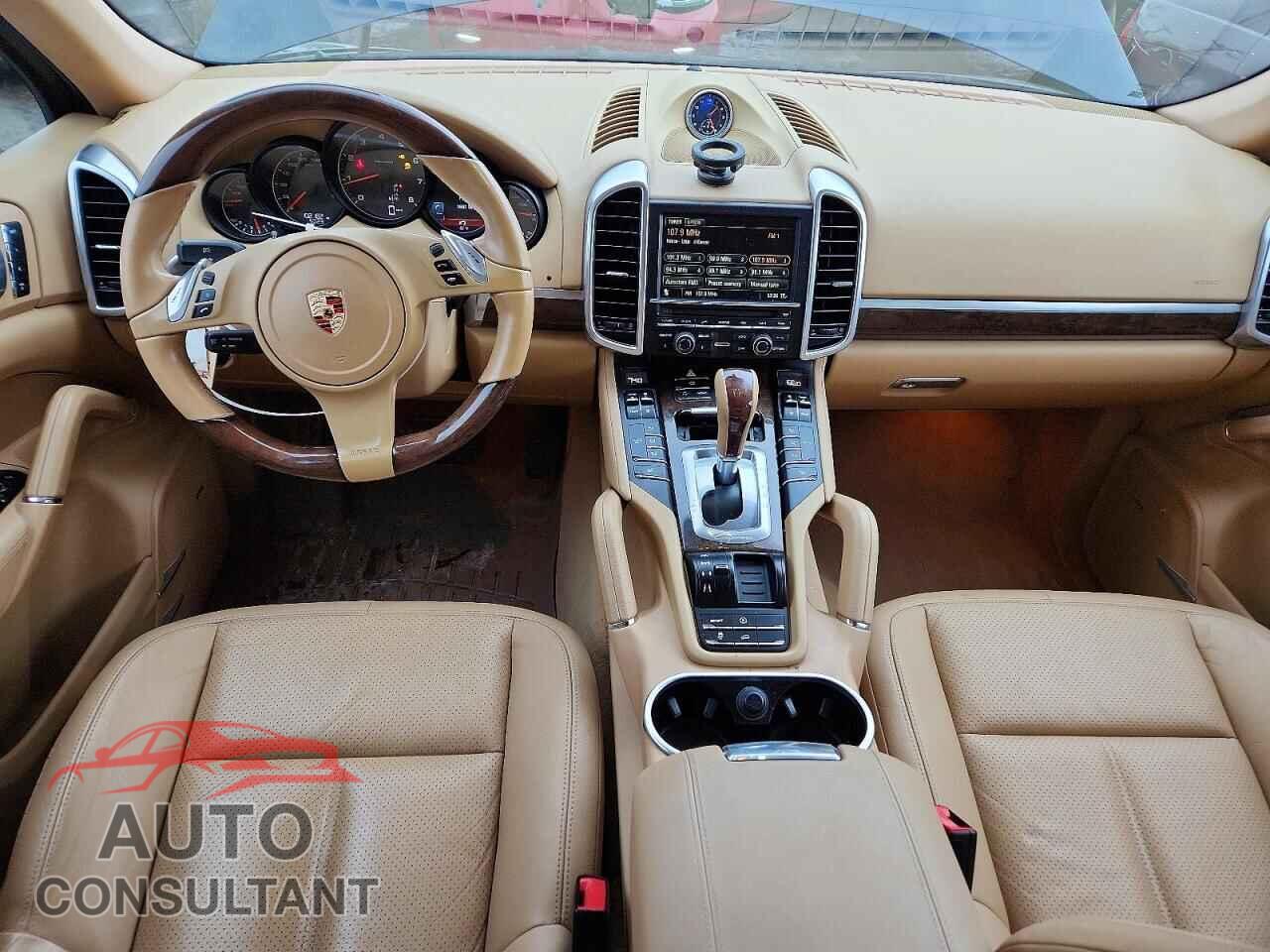 PORSCHE CAYENNE 2013 - WP1AA2A24DLA03483