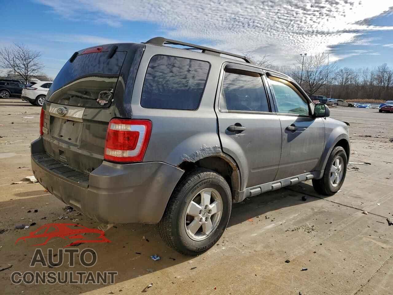 FORD ESCAPE 2011 - 1FMCU9DG5BKA67127