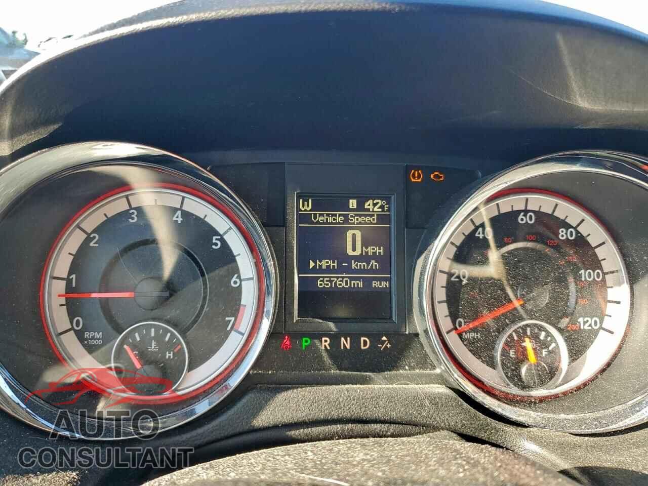 DODGE CARAVAN 2013 - 2C4RDGCG6DR820236