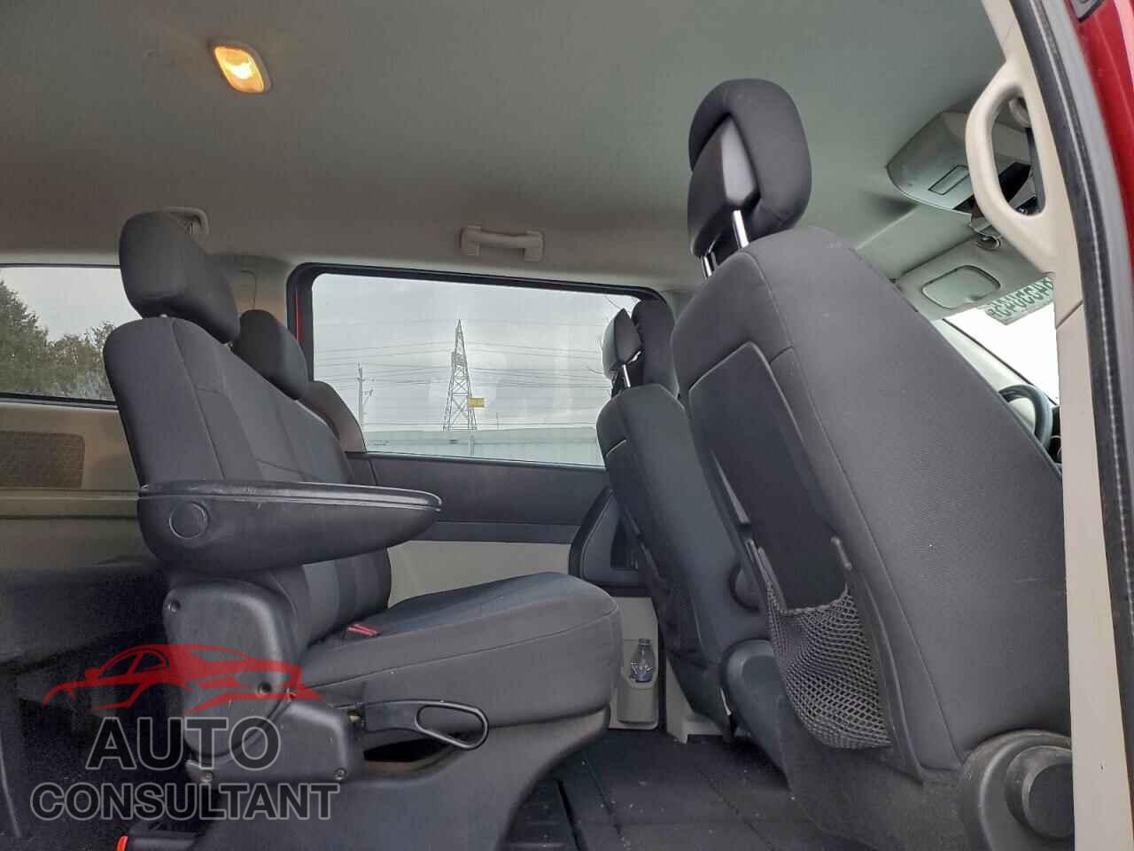 DODGE CARAVAN 2010 - 2D4RN4DE2AR430208