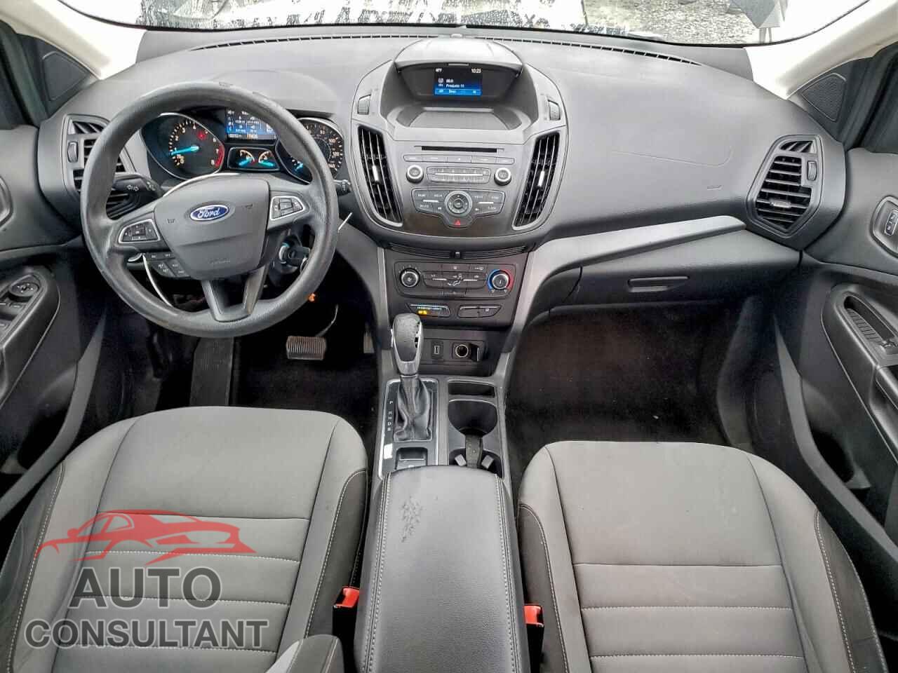 FORD ESCAPE 2017 - 1FMCU0F7XHUD20920