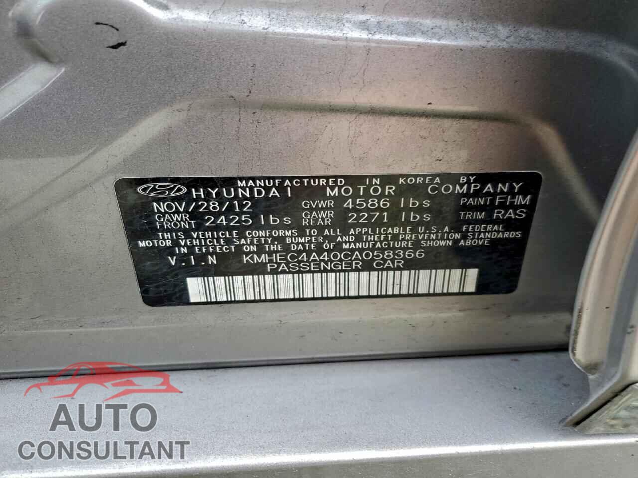 HYUNDAI SONATA 2012 - KMHEC4A40CA058366
