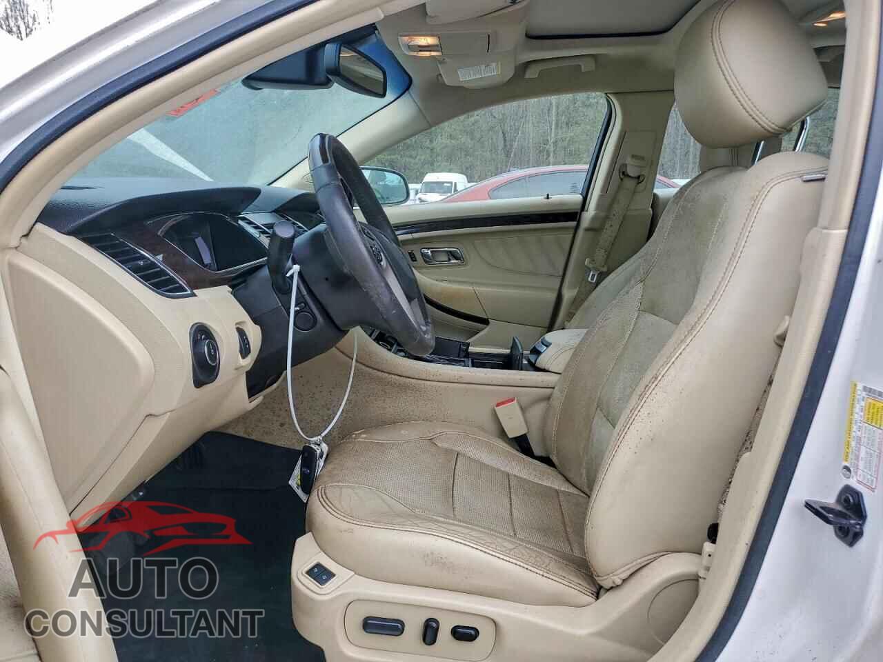 FORD TAURUS 2015 - 1FAHP2F80FG122127