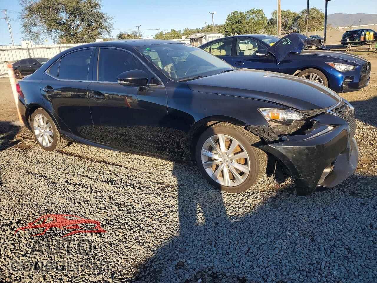 LEXUS IS 2014 - JTHBF1D28E5017856