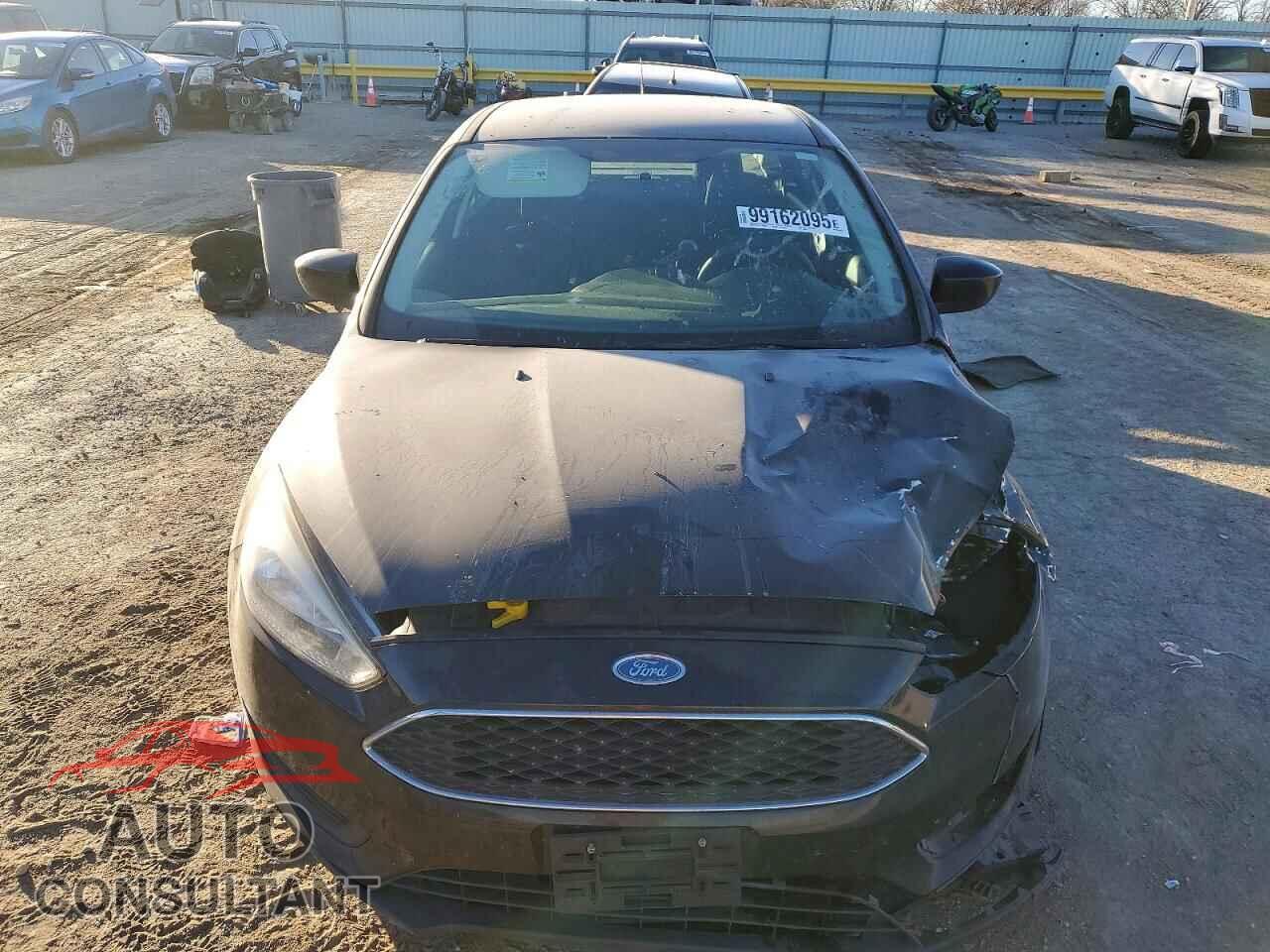 FORD FOCUS 2018 - 1FADP3FE0JL234663