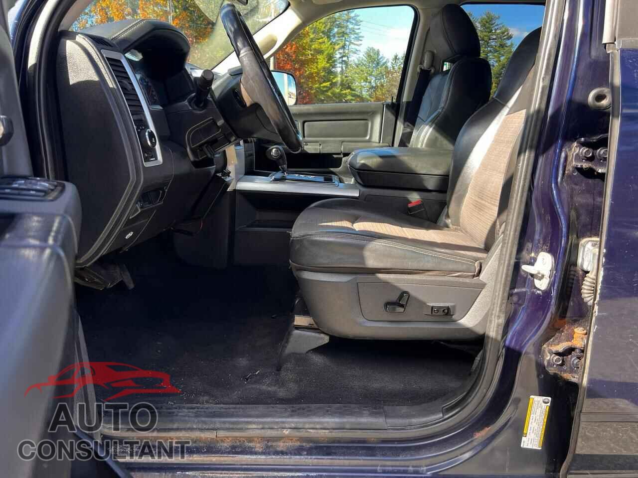 DODGE RAM 1500 2012 - 1C6RD7HT9CS319769
