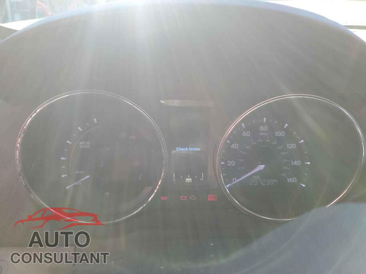 HYUNDAI SONATA 2013 - KMHEC4A44DA084101