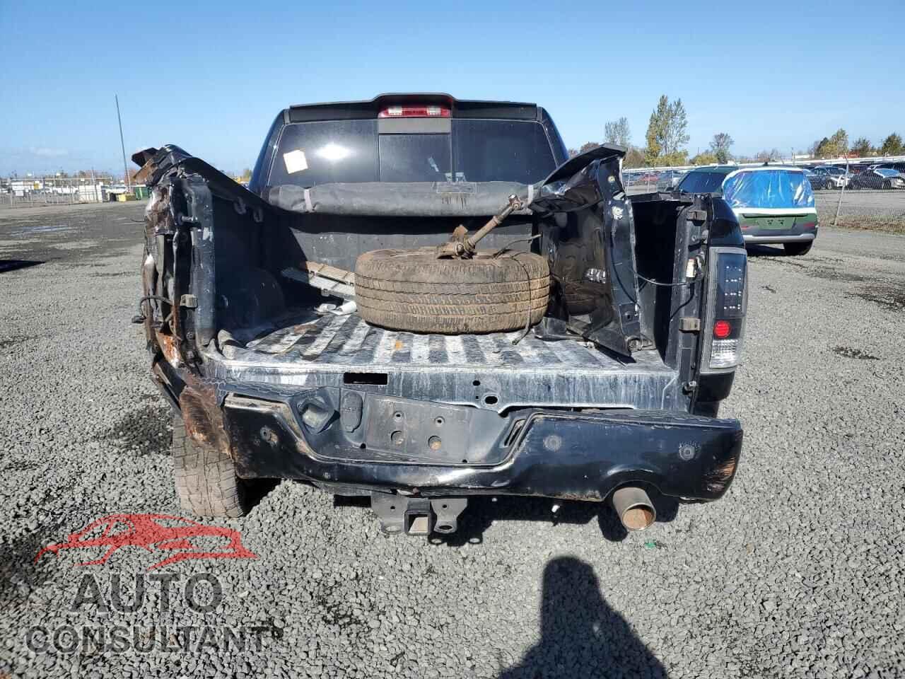 DODGE RAM 1500 2012 - 1C6RD7MT6CS192663