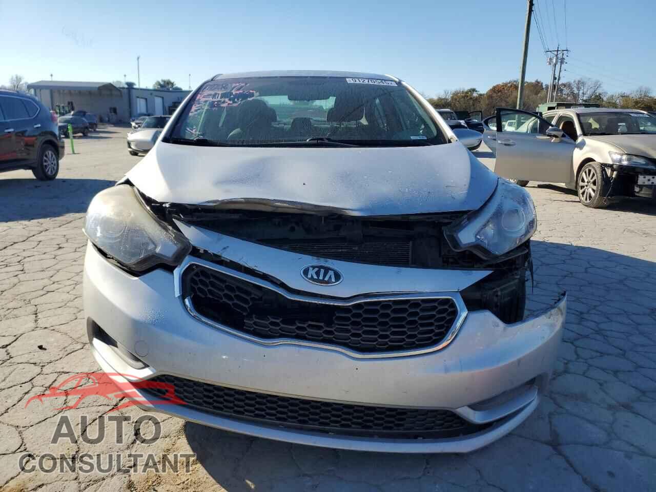 KIA FORTE 2015 - KNAFK4A67F5423259