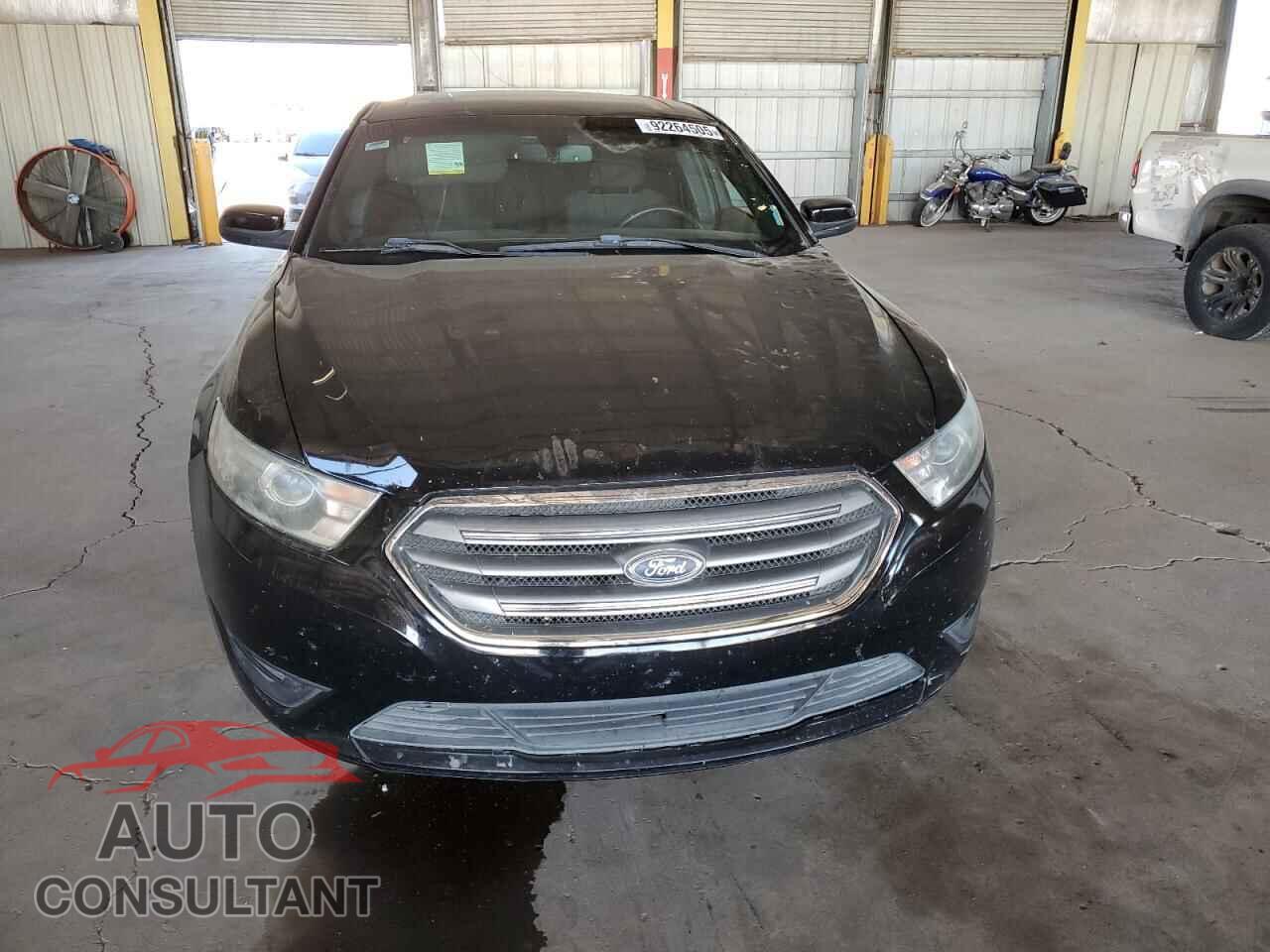 FORD TAURUS 2016 - 1FAHP2E85GG119971