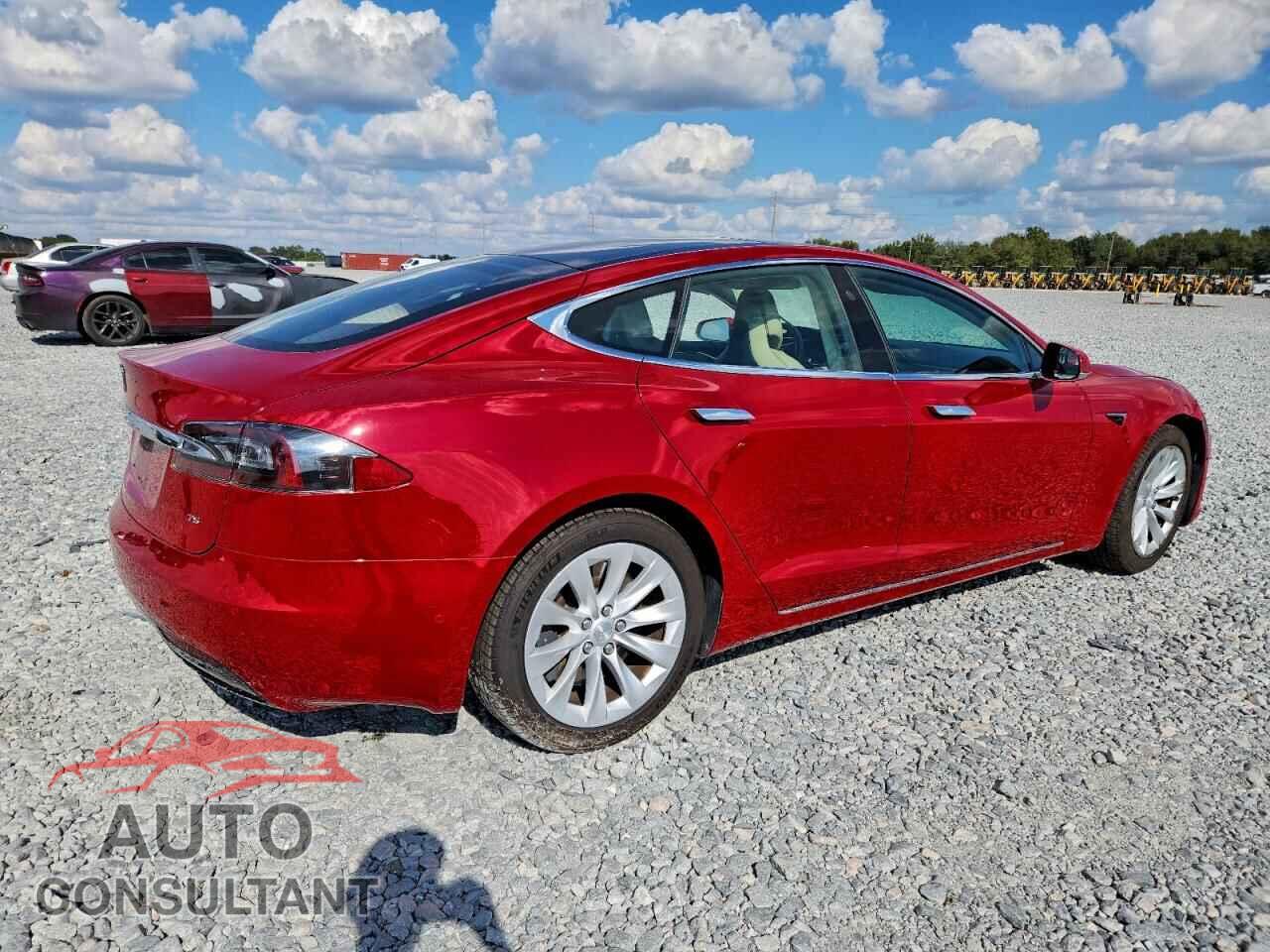 TESLA MODEL S 2017 - 5YJSA1E19HF209781