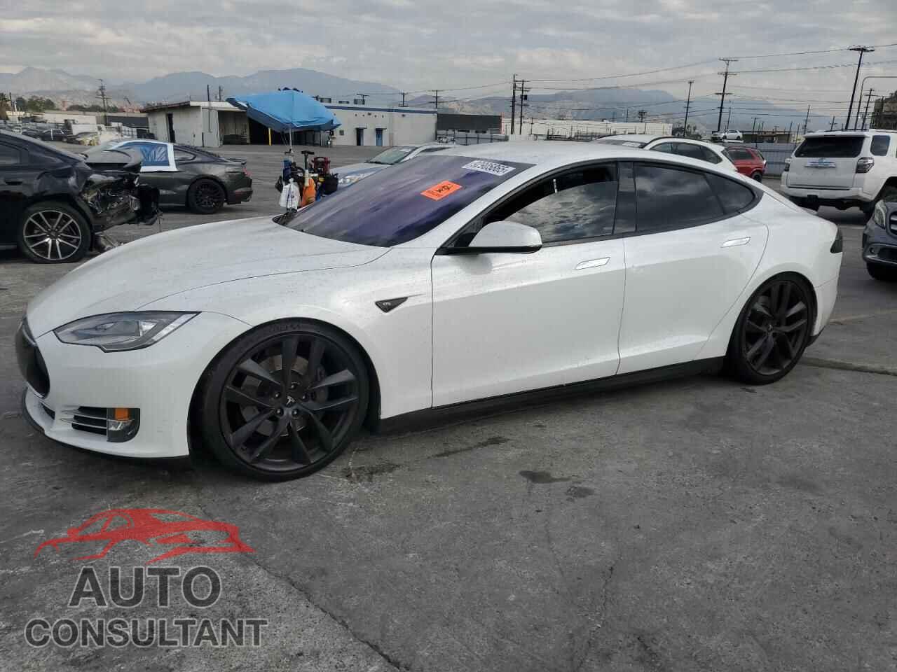 TESLA MODEL S 2012 - 5YJSA1DP6CFP01473
