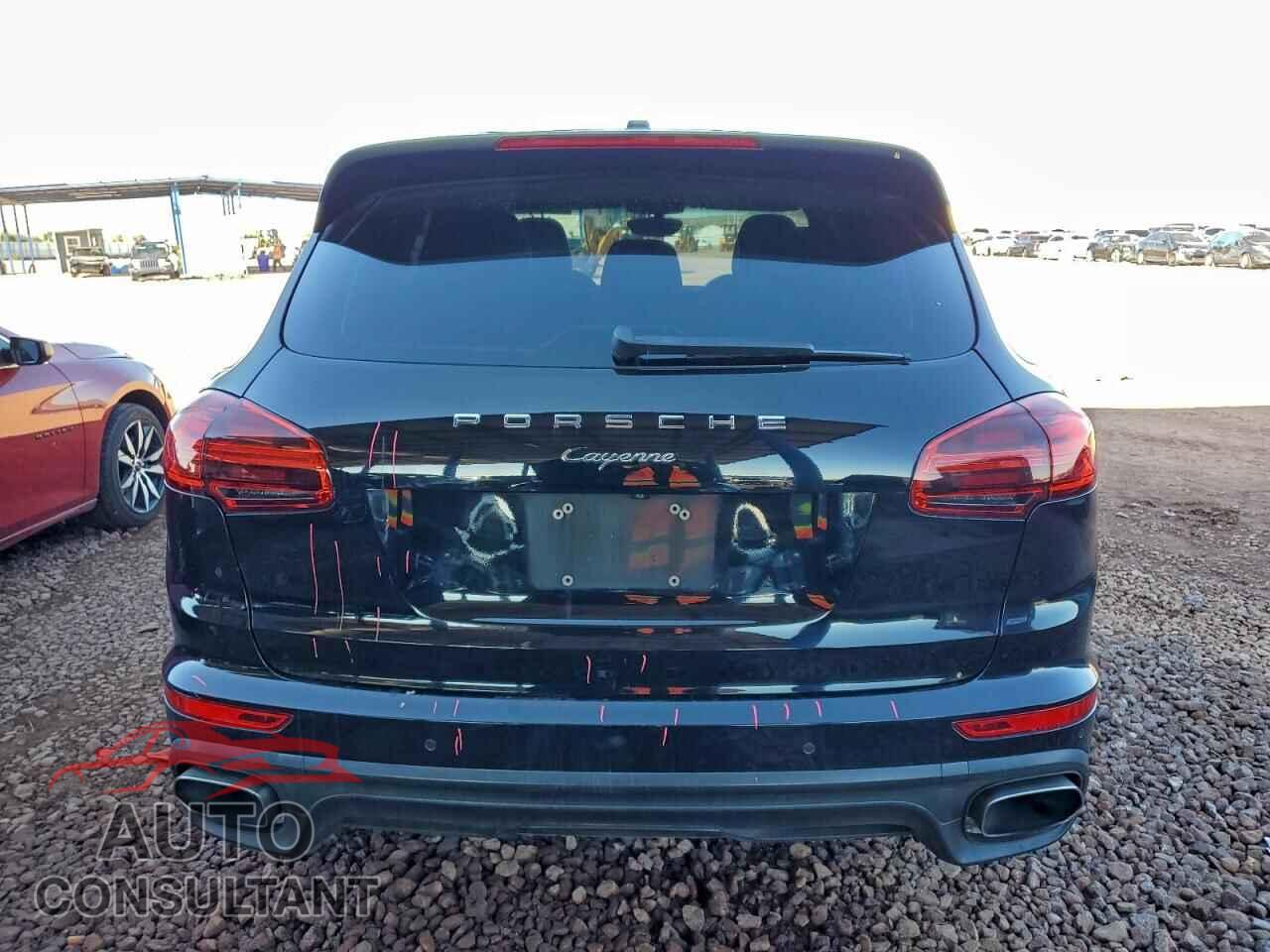 PORSCHE CAYENNE 2016 - WP1AA2A25GLA11015