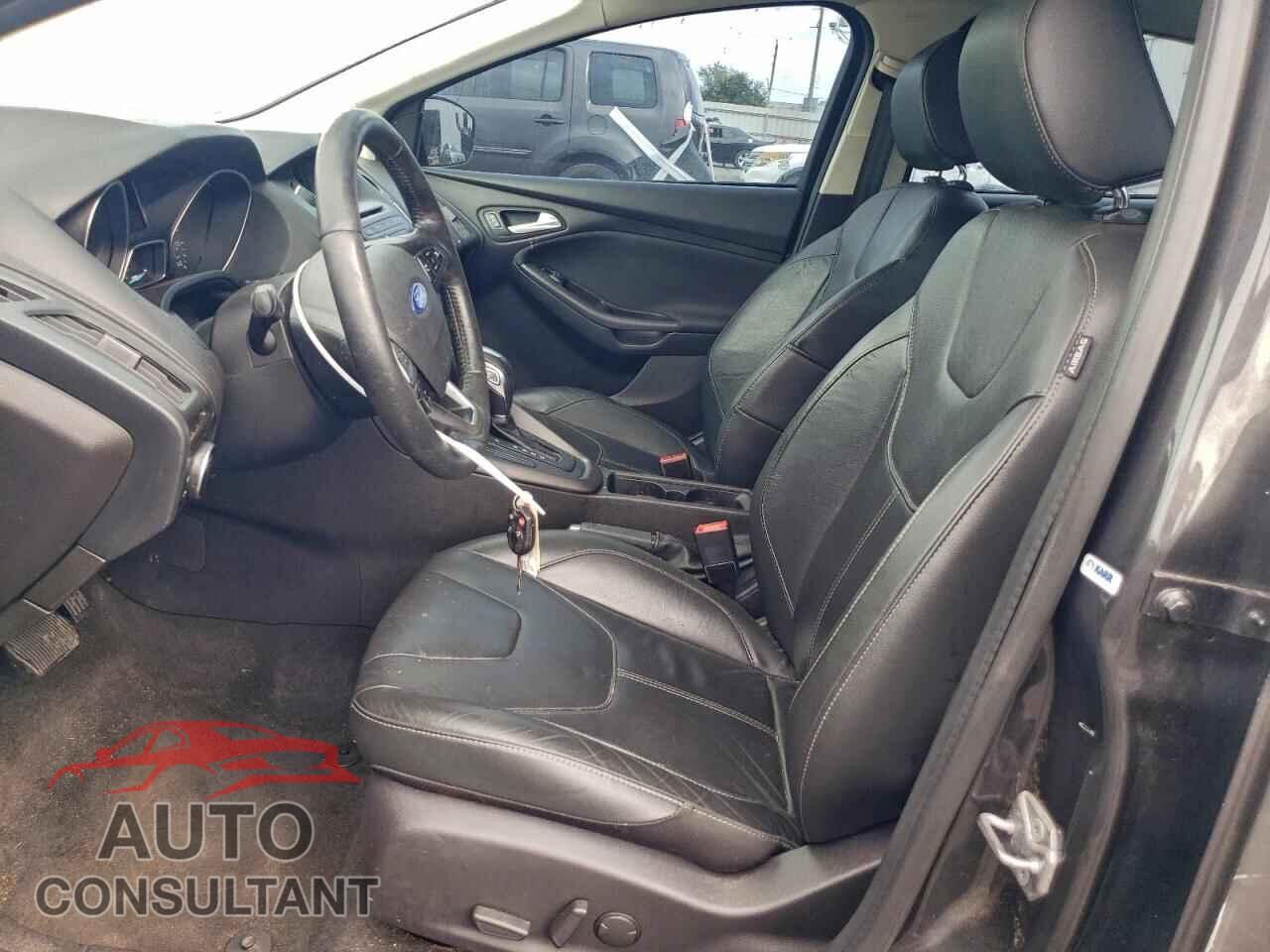 FORD FOCUS 2016 - 1FADP3F26GL301474
